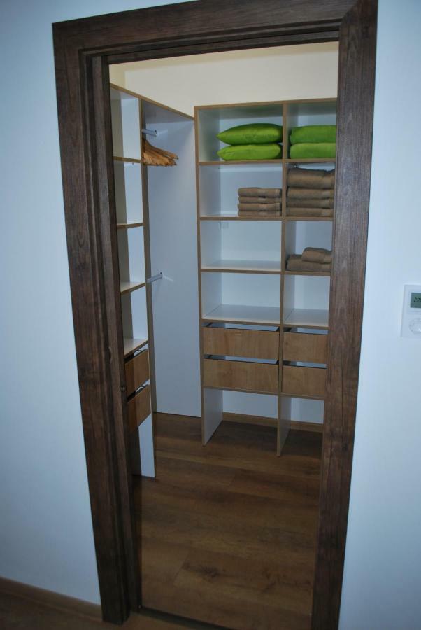 Apartman Kristof ตาตรันสกา ลอมนีจา ภายนอก รูปภาพ
